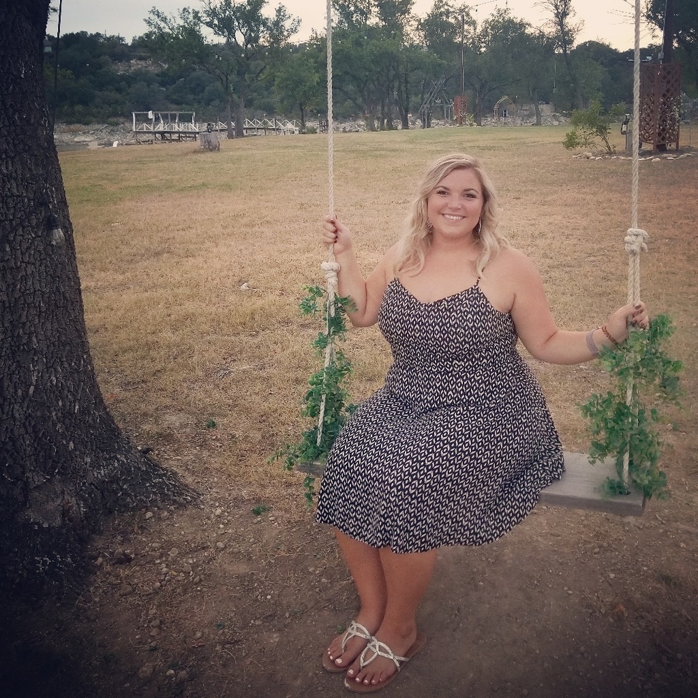 Meet your Posher, Mikayla